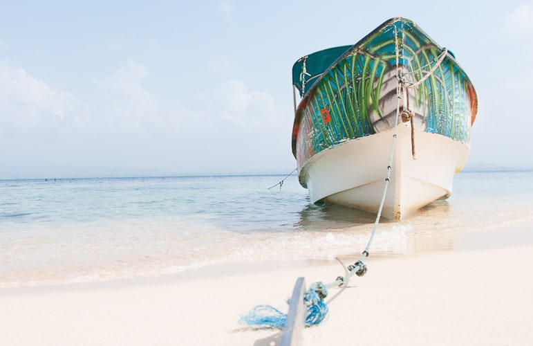 A boat in Panama where people are looking to live